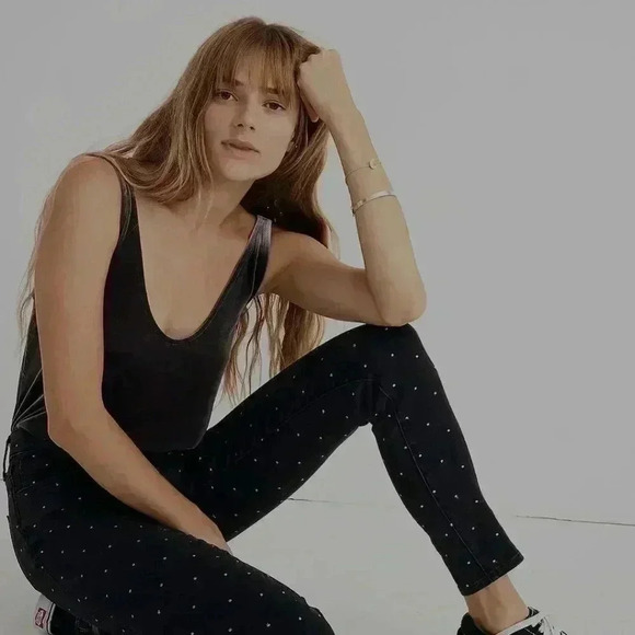 Madewell 9" High Rise Skinny Jeans - Picture 2 of 13